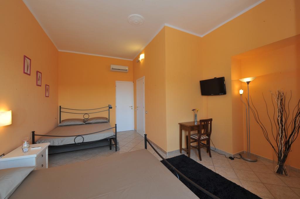 Room 4 Rome B&B Risorgimento Δωμάτιο φωτογραφία